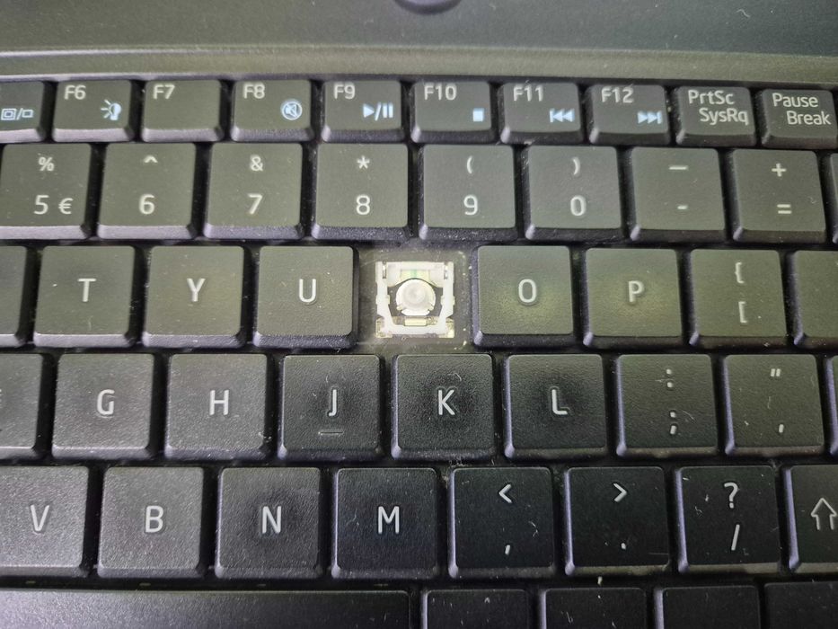 Laptop ACER eMachines E725