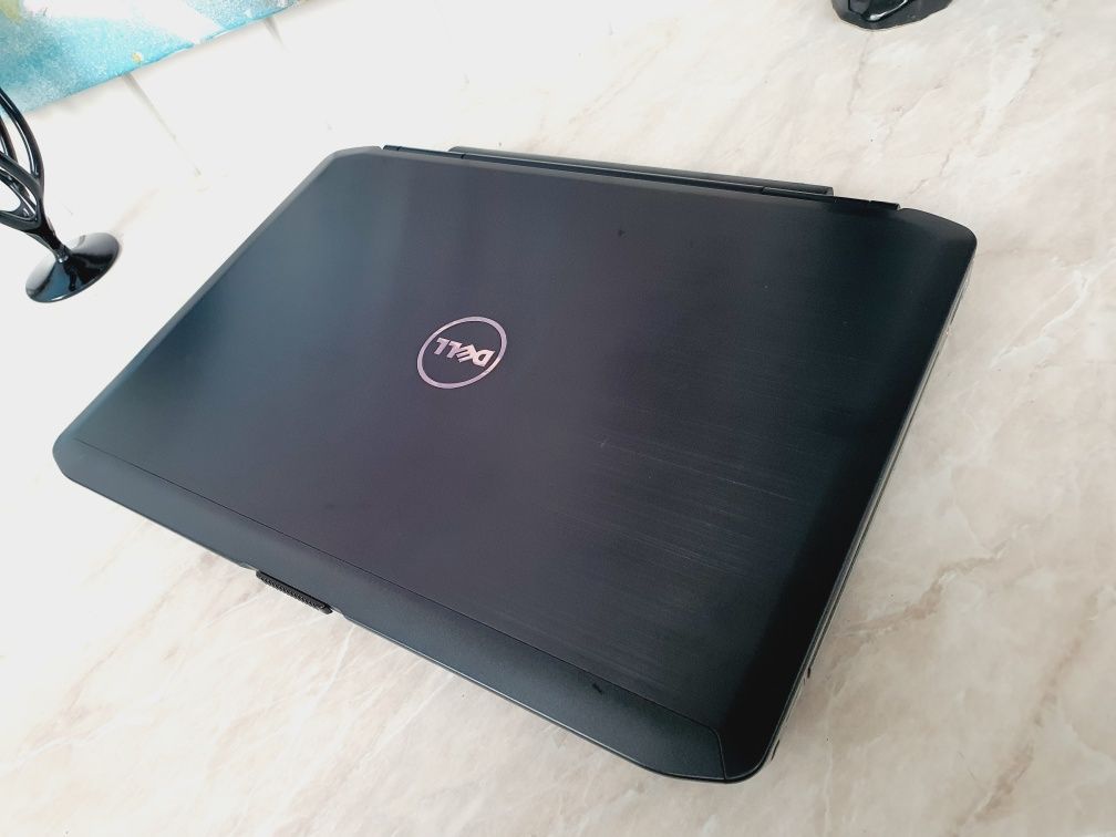 Ноутбук Dell. Ідеальний стан
