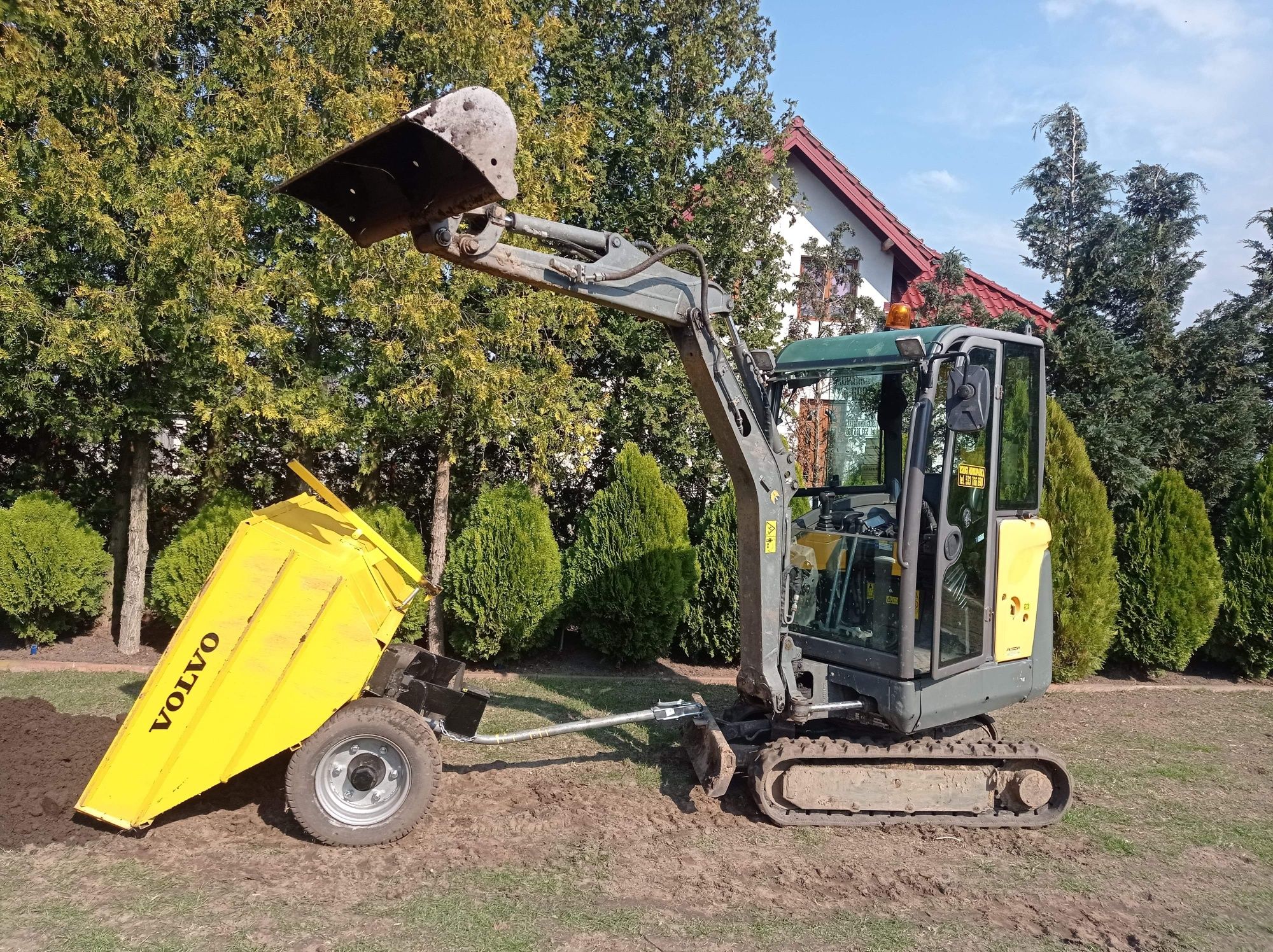 Uslugi Minikoparka, Minitraktorem John Deere