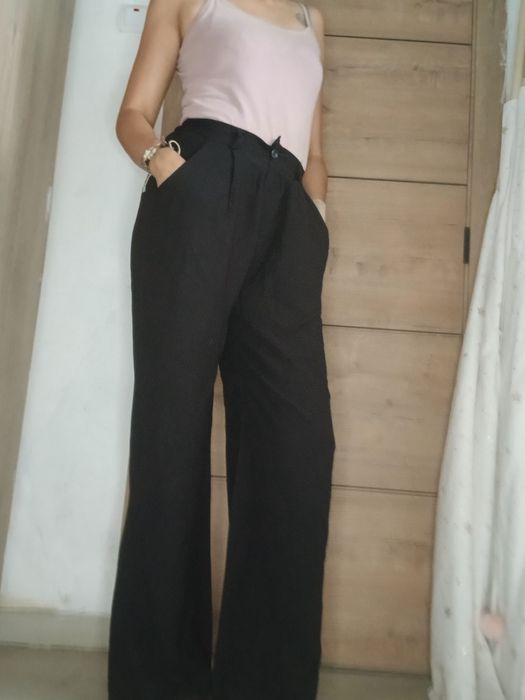 Calças pretas elegantes