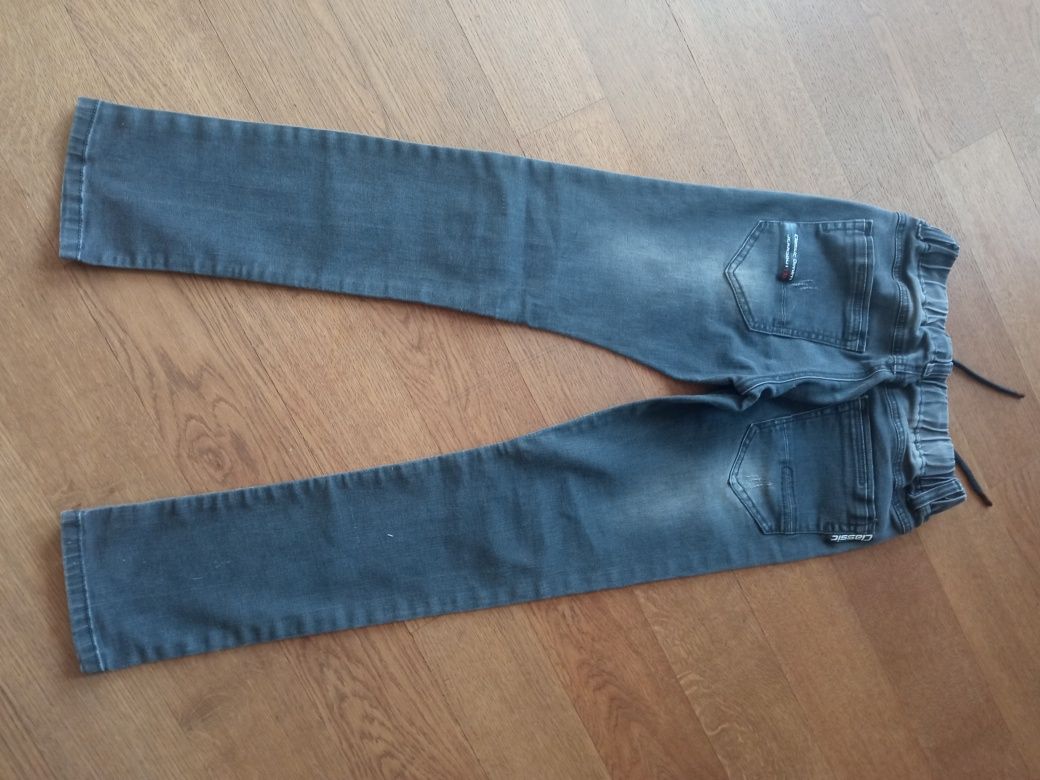 Spodnie jeansowe r.152