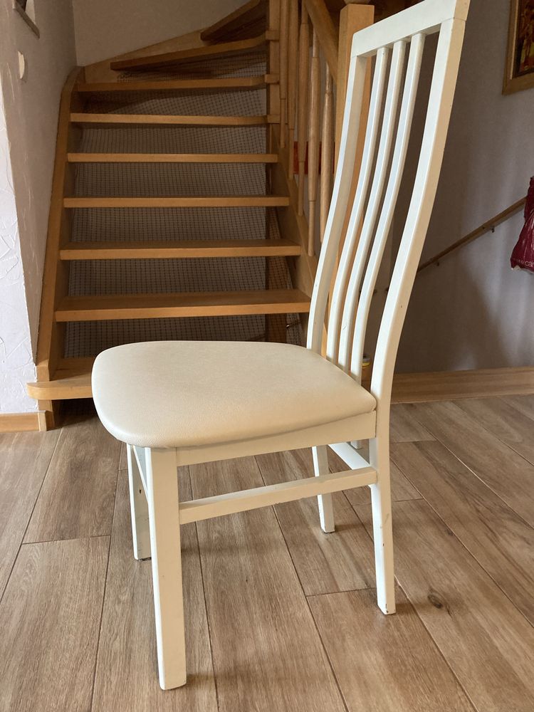 Krzesła drewniane 6 szt
