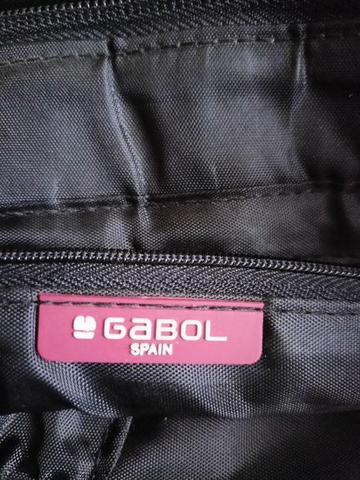 Torebka torba damska ze skóry skórzana czarna na ramię markowa Gabol