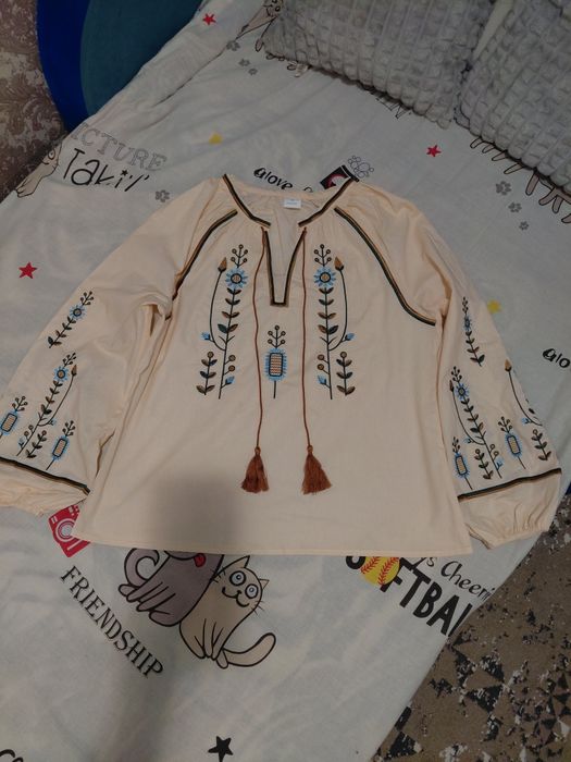 Продам вишиванку жіночу