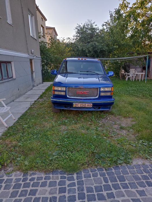 Продам GMC Yukon 5.7L