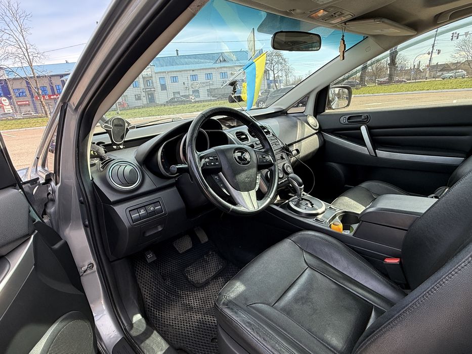 Автомобіль  Мазда СХ-7