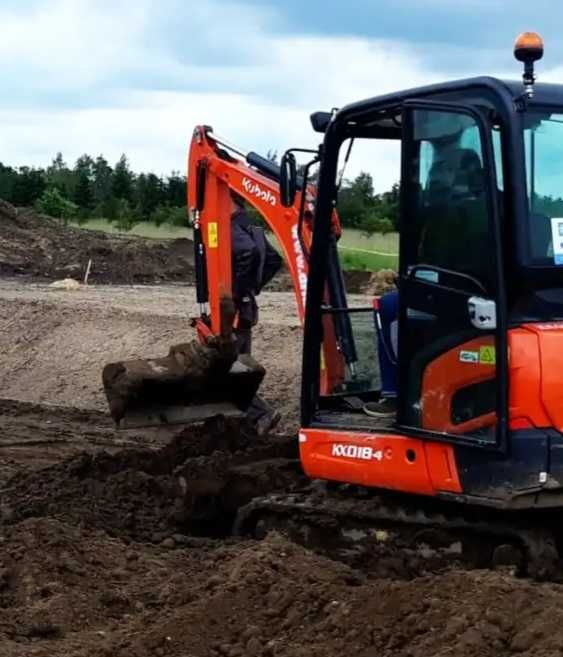 Usługi Minikoparką – Wykopy, Niwelacje, Przyłącza | Jaworzno i okolice