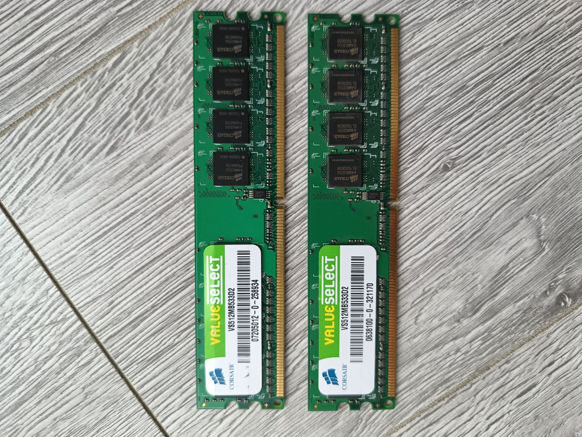 2 szt. Pamięć RAM 512MB, Corsair ValueSelect VS512MB533D2