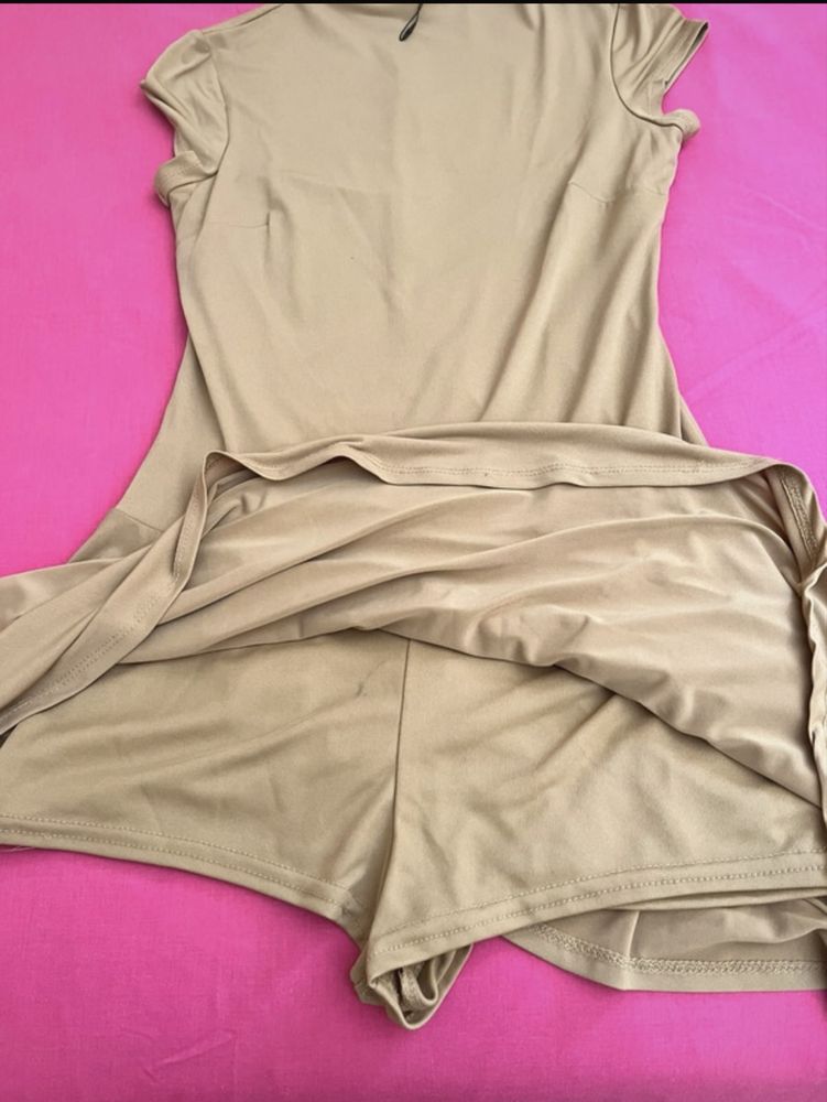 Vestido Zara bege, tamanho S – novo, nunca usado
