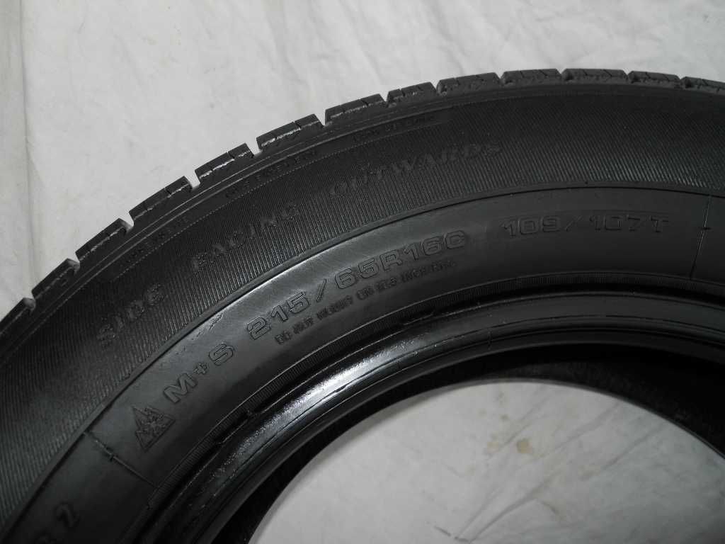 Opona GOODYEAR Cargo Vector 2 215/65 R16C  109/107T M+S (8,5mm)