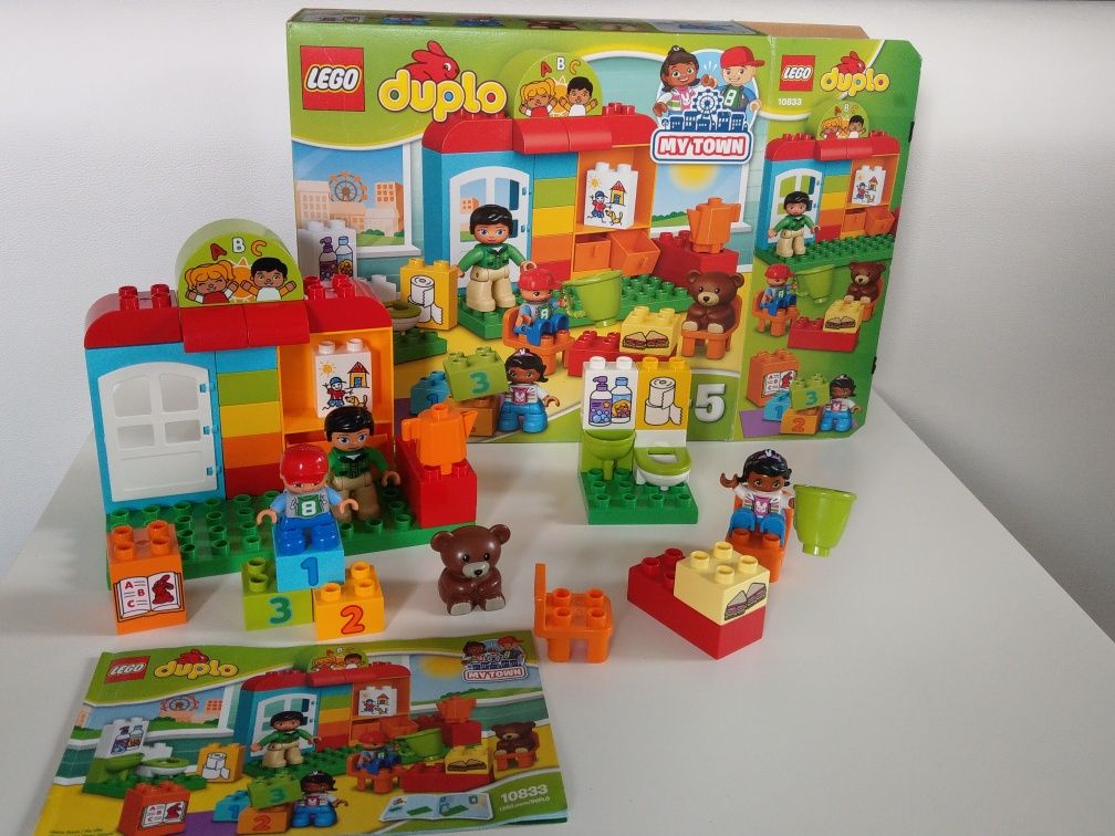 Lego duplo 10833 przedszkole 2-5 lat