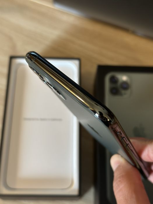 iPhone 11 Pro Max / 256 GB