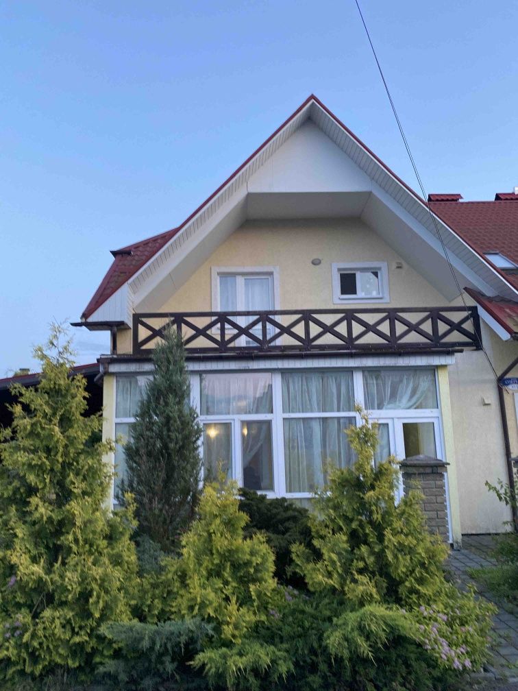 Довгострокова оренда. Люкс.Будинок 2 поверхи. Васильків. Центр!Охорона