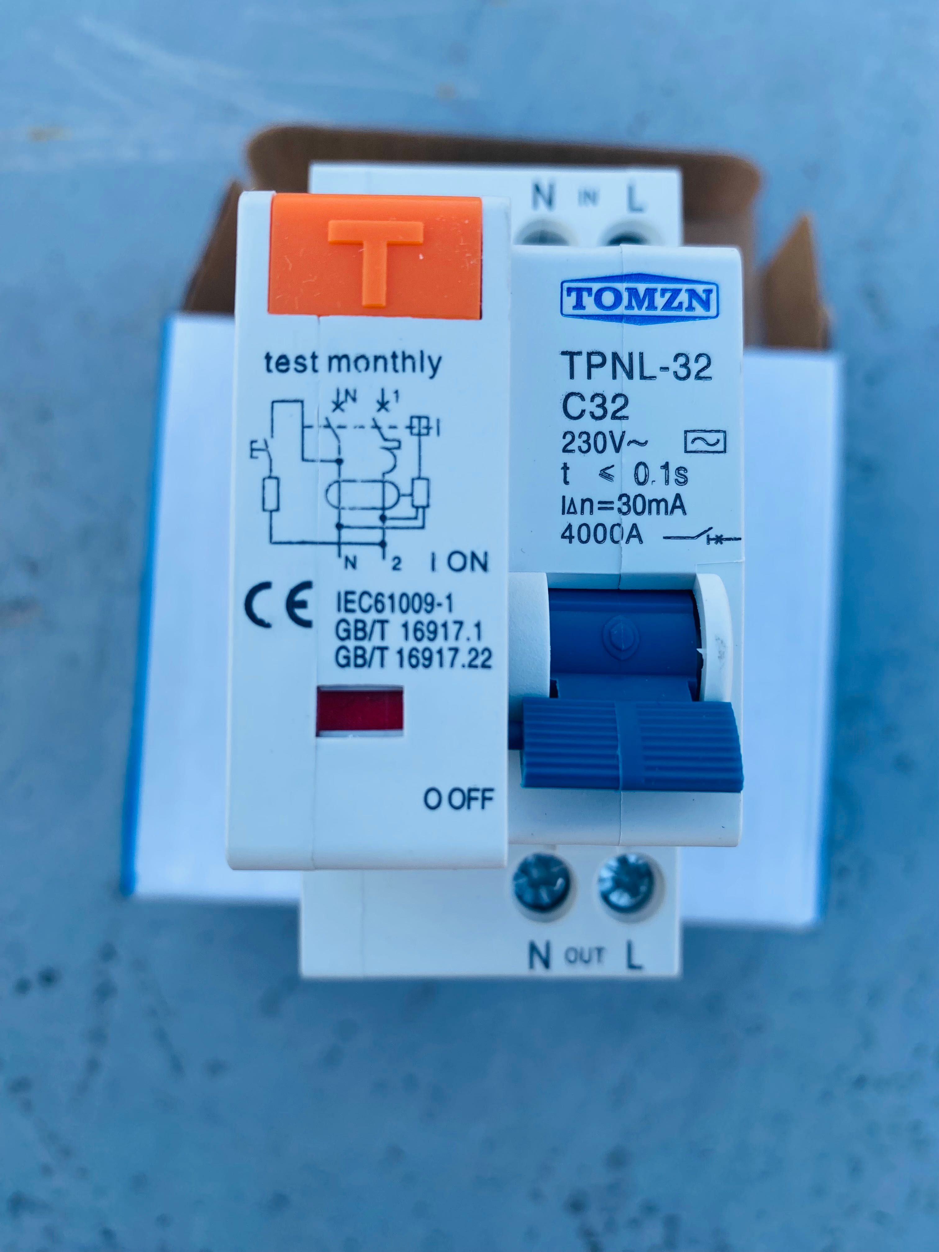 Дифавтомат УЗО TOMZN TPNL-32 32А Диференциальний автоматический выкл.