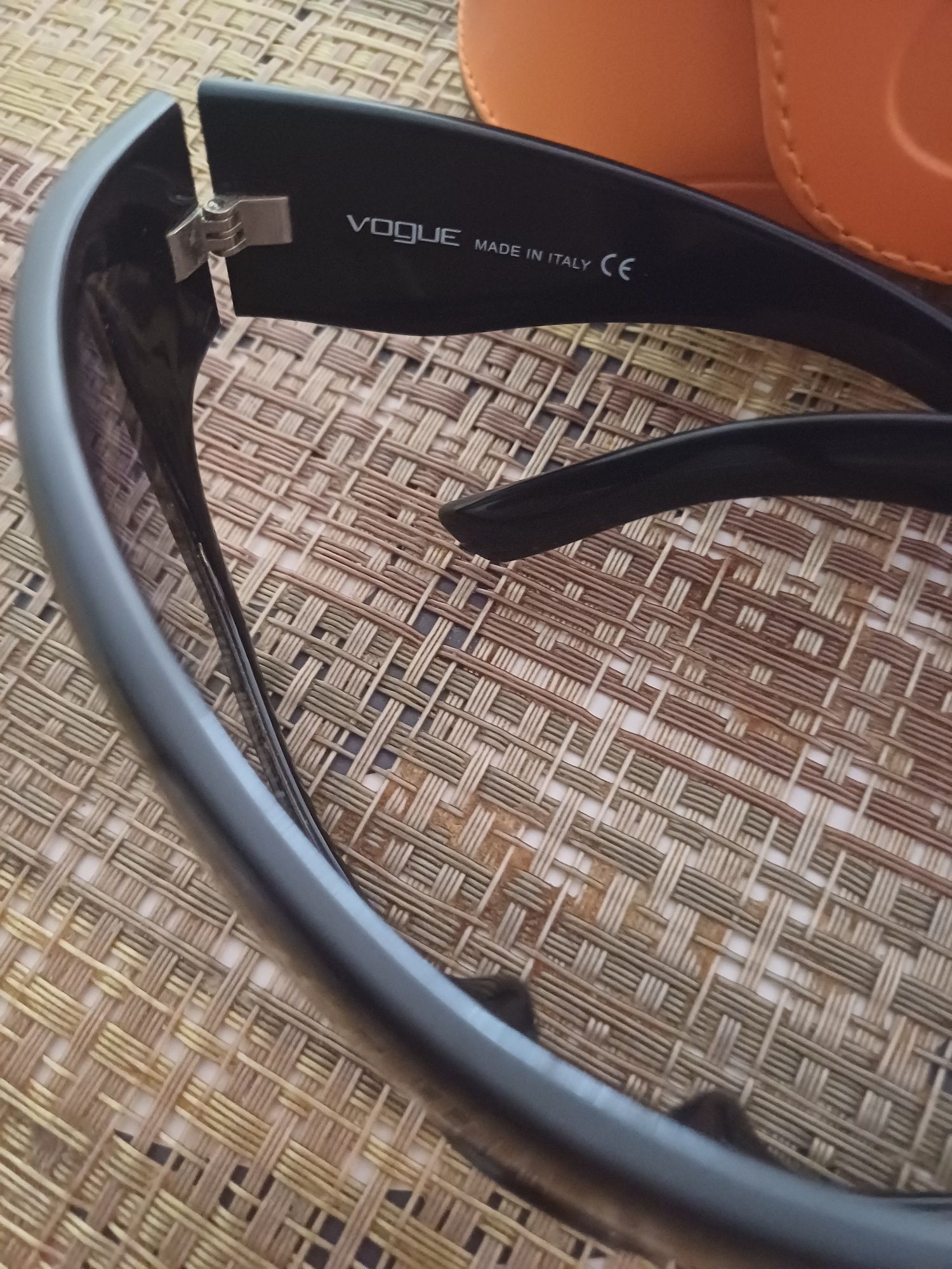 Óculos de sol Vogue com lente degradê