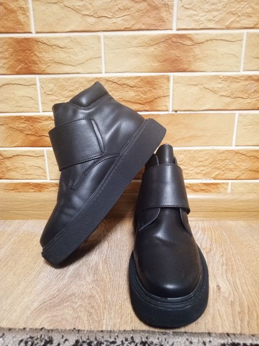 Шкіряні зимові ботинки