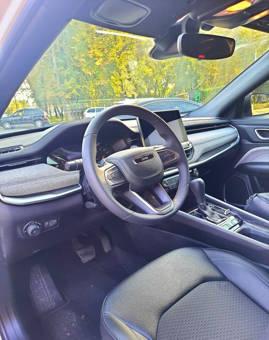 Джип компас 2024рік.