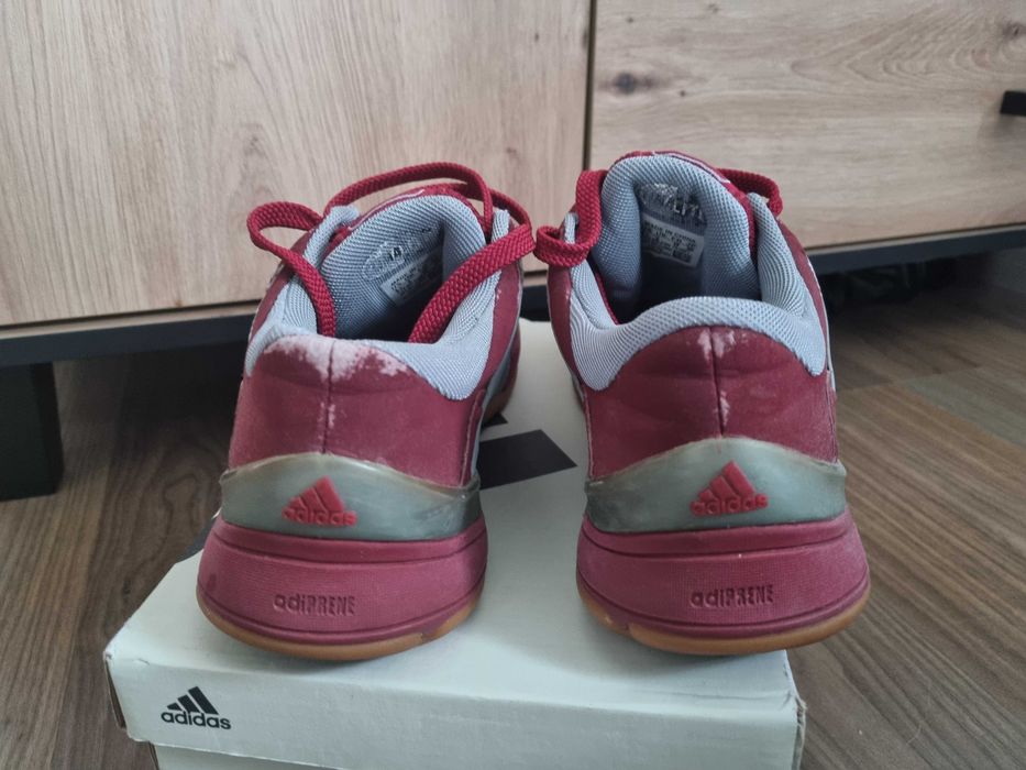 Buty Adidas Stabil 5