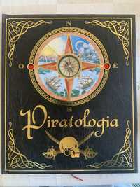 Livro “piratologia” encadernado