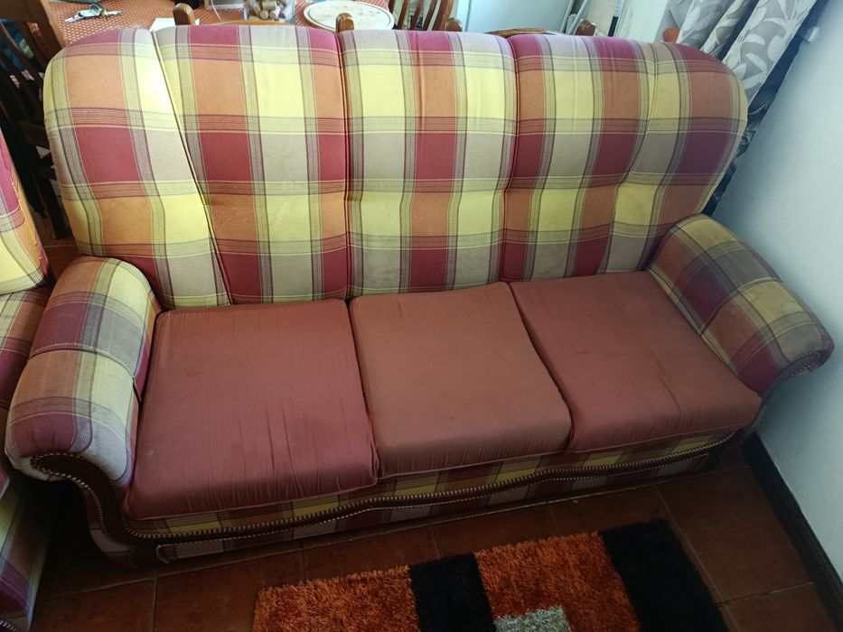 Sofá e Poltrona  para vender com urgência