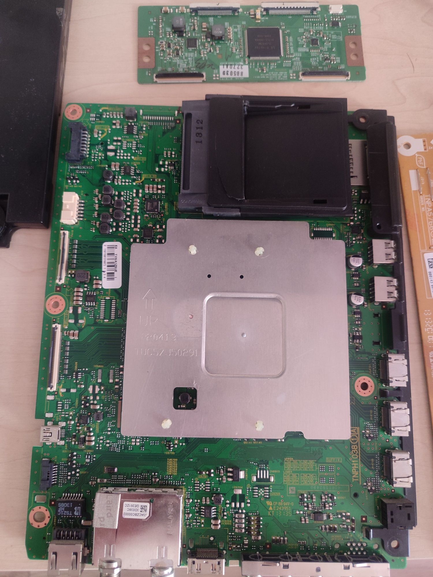 Плата Panasonic LCD TV TX-L50ETW60