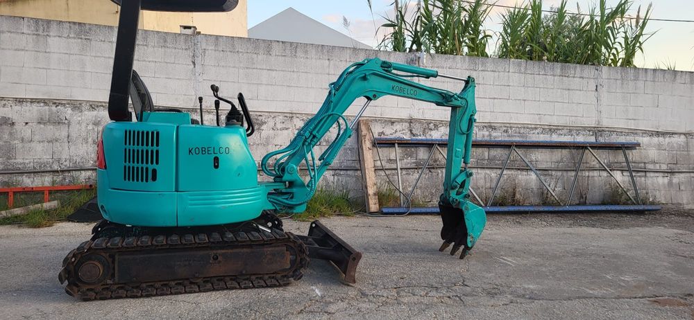 Mini giratória kobelco