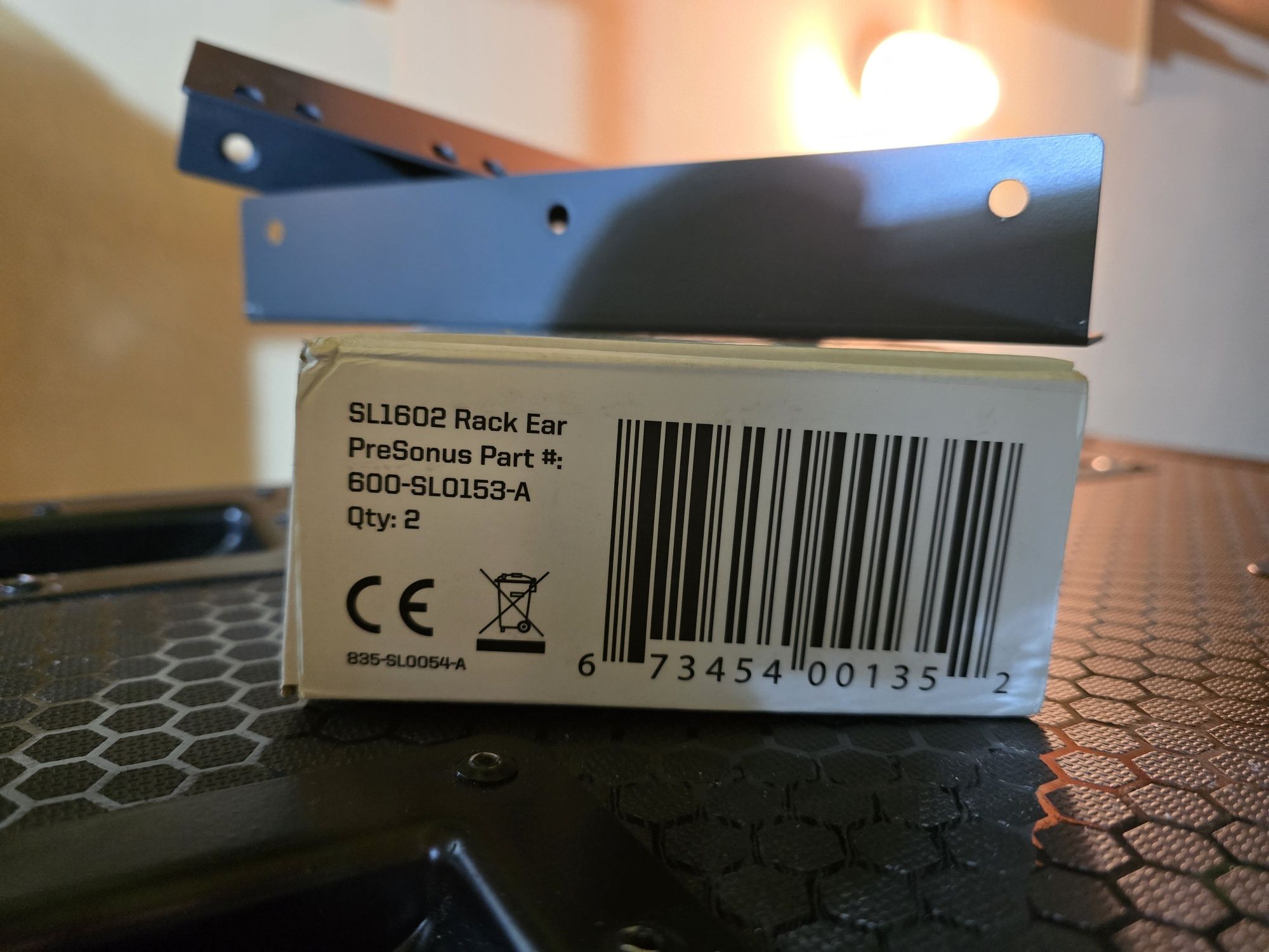 Presonus 16.0.2 uszy rack SL 1602 Rack Ear