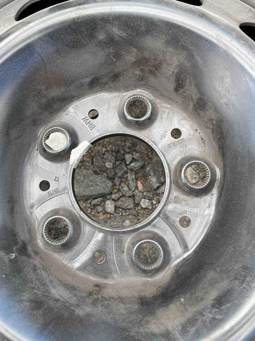 Комлект сталевих дисків BMW volkswagen T5  5х120 r16