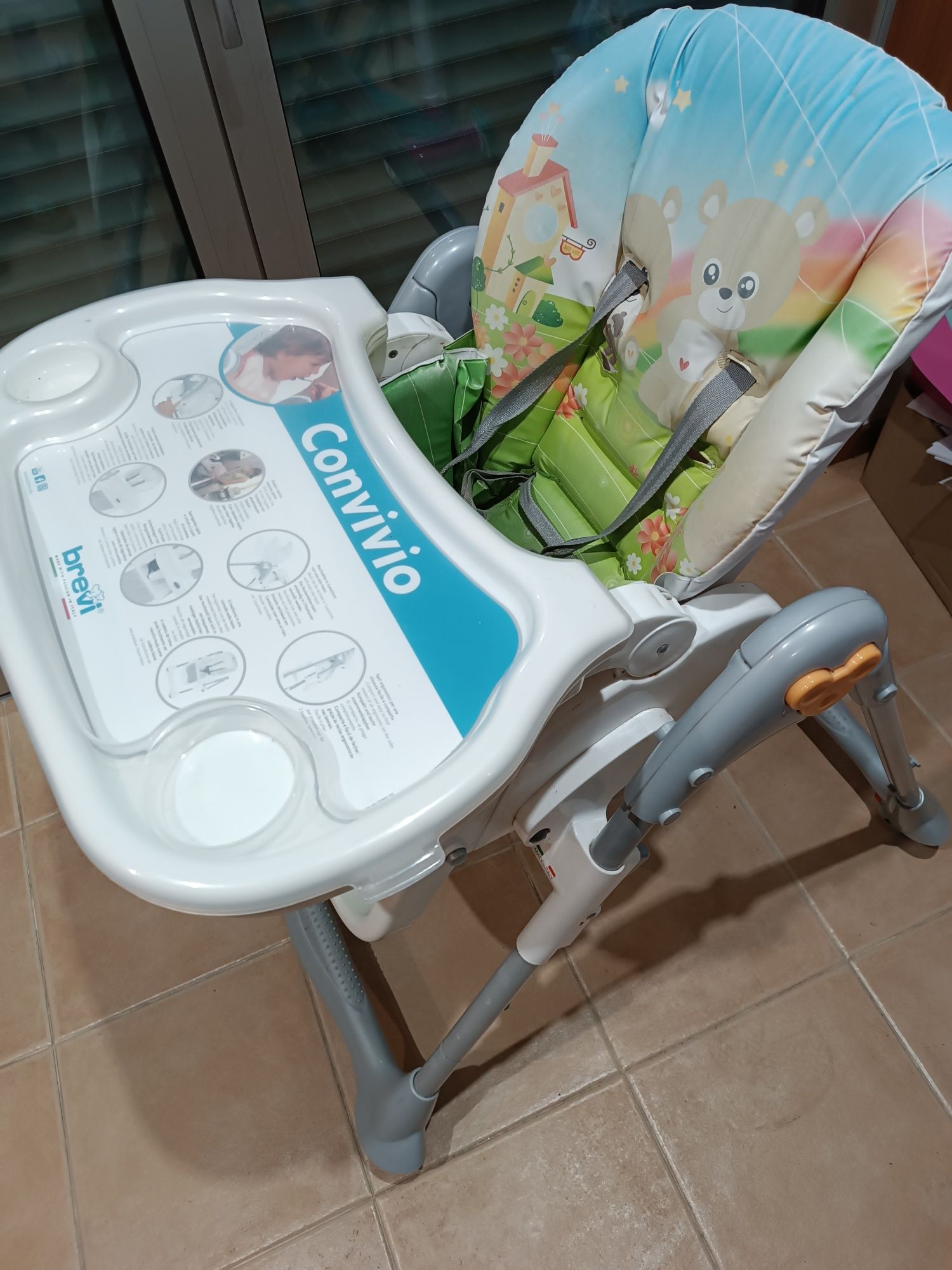 Cadeira de alimentação Brevi
