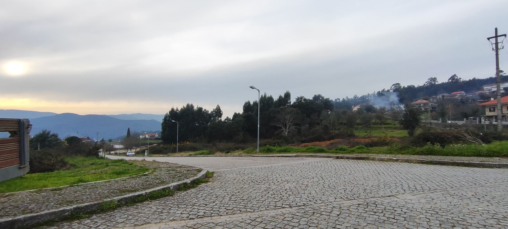 Vende-se Terreno Urbano com projeto em Alvarenga