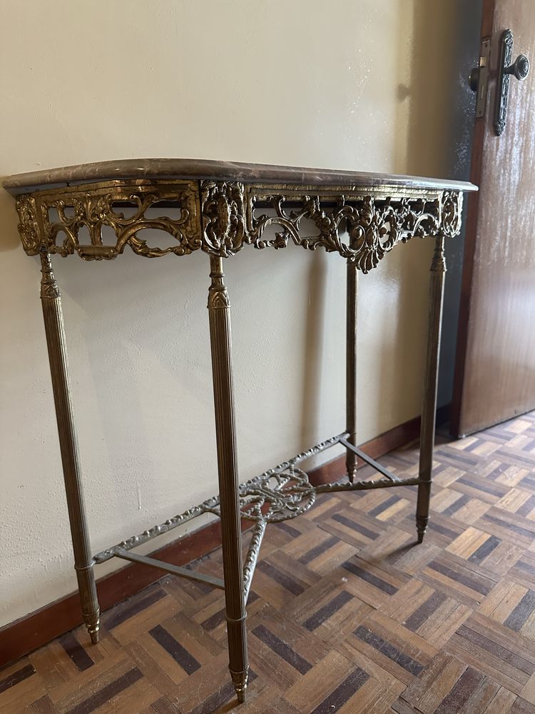 Mesa de entrada antiga