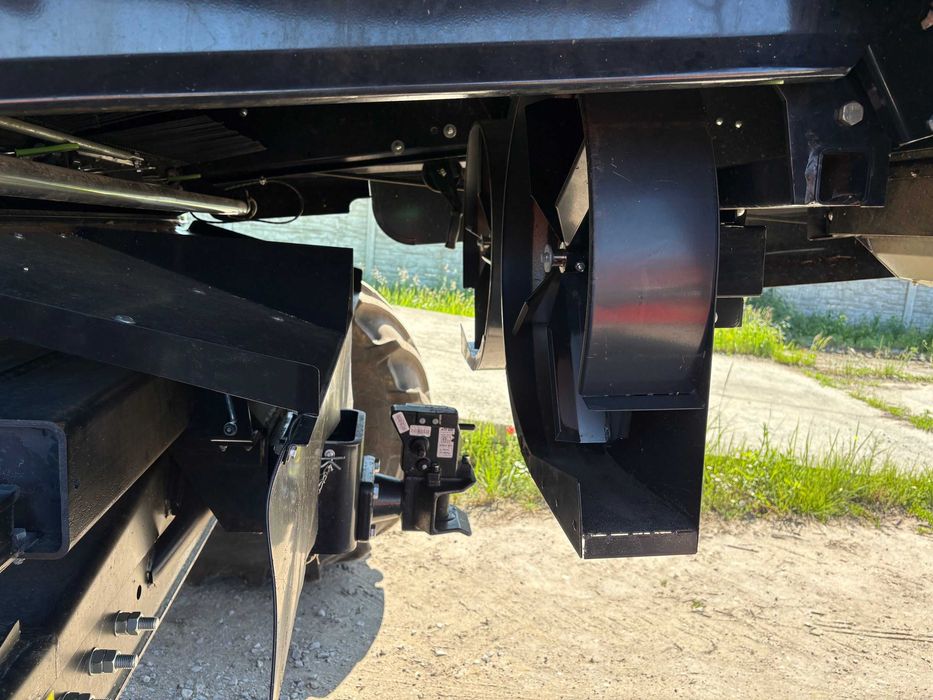 Kombajn zbożowy Deutz-Fahr C7206 TS heder do kukurydzy, zboża, rzepaku