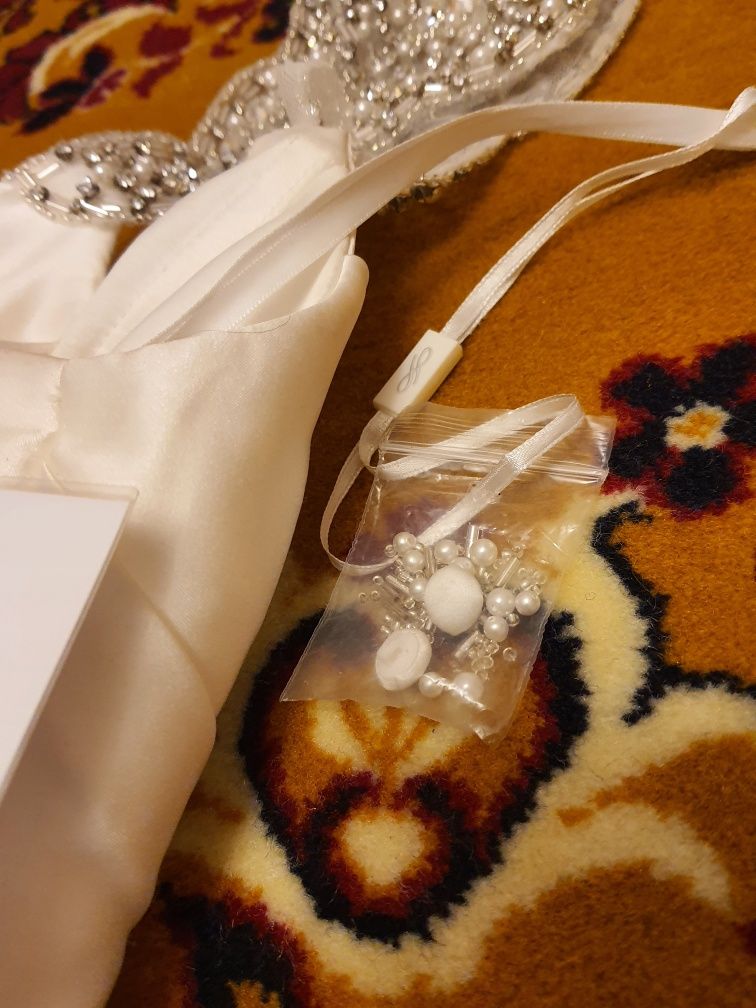 Nowa suknia ślubna brytyjskiej marki Ellis Bridals 34/36