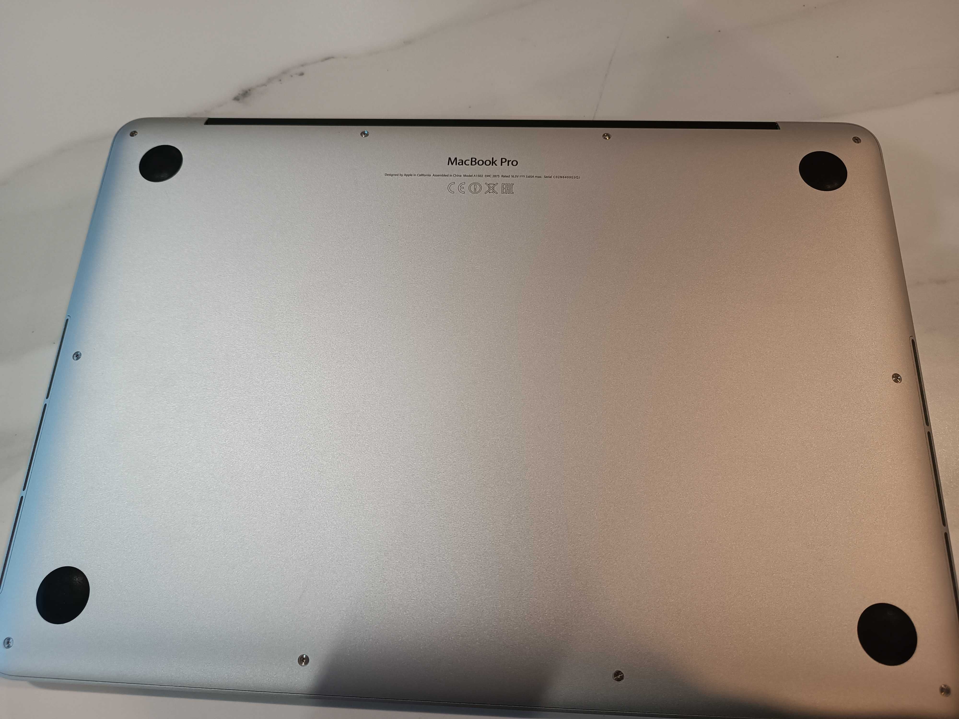 Macbook Pro 13" Modelo A1502 somente ecrã avariado