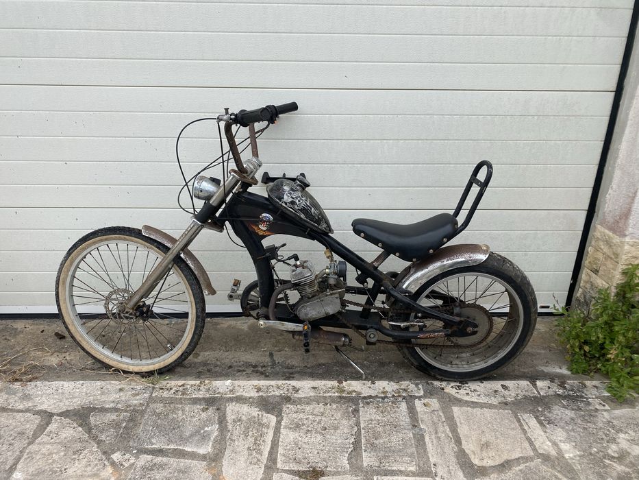 Mota Chopper com pedais
