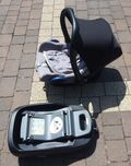 Nosidelko Maxi Cosi + baza isofix
