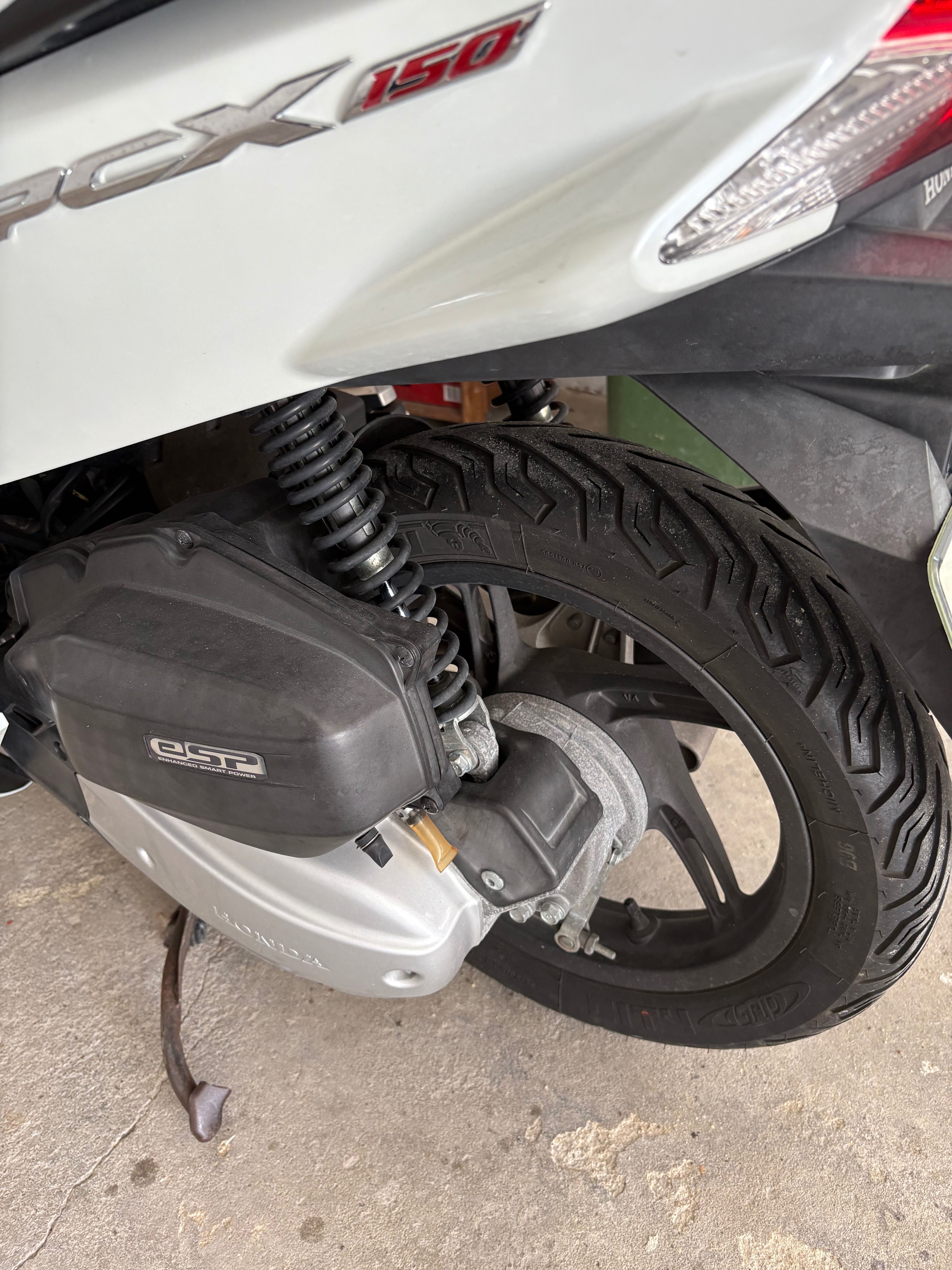 HONDA PCX 150 Excelente