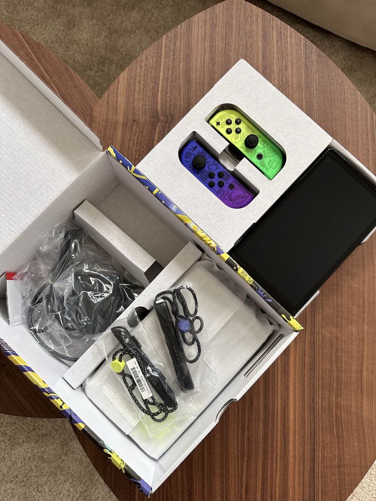 Nintendo Switch OLED Splatoon 3 Jak nowa! Gratis oryginalne etui