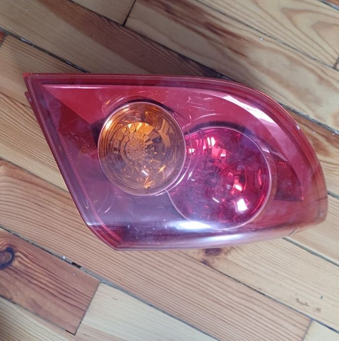 Стоп фонарь стекло мазда 323 121 MAZDA 3 BK BJ