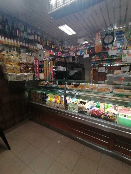 Vende-se loja e negócio que também é uma profissão