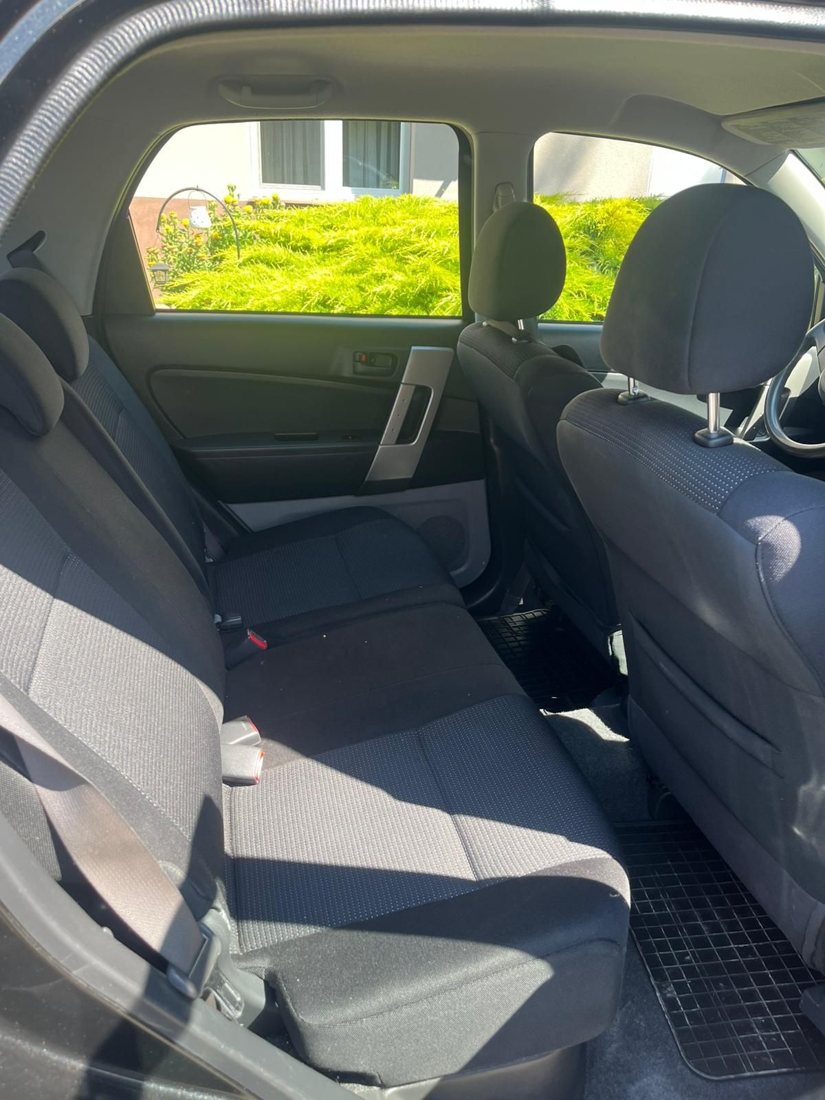 Sprzedam prywatny  samochód  osobowy Daihatsu J2