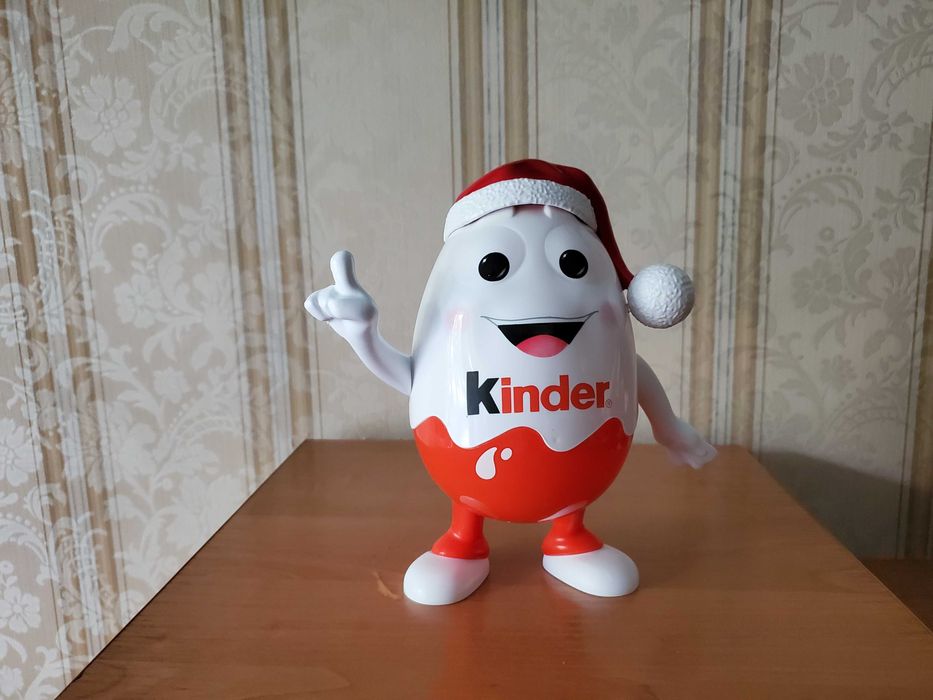 Шкатулка,киндерино, kinder,діспенсер,m&m's