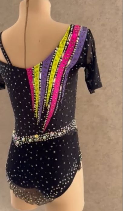 Купальники для художньої гімнастики