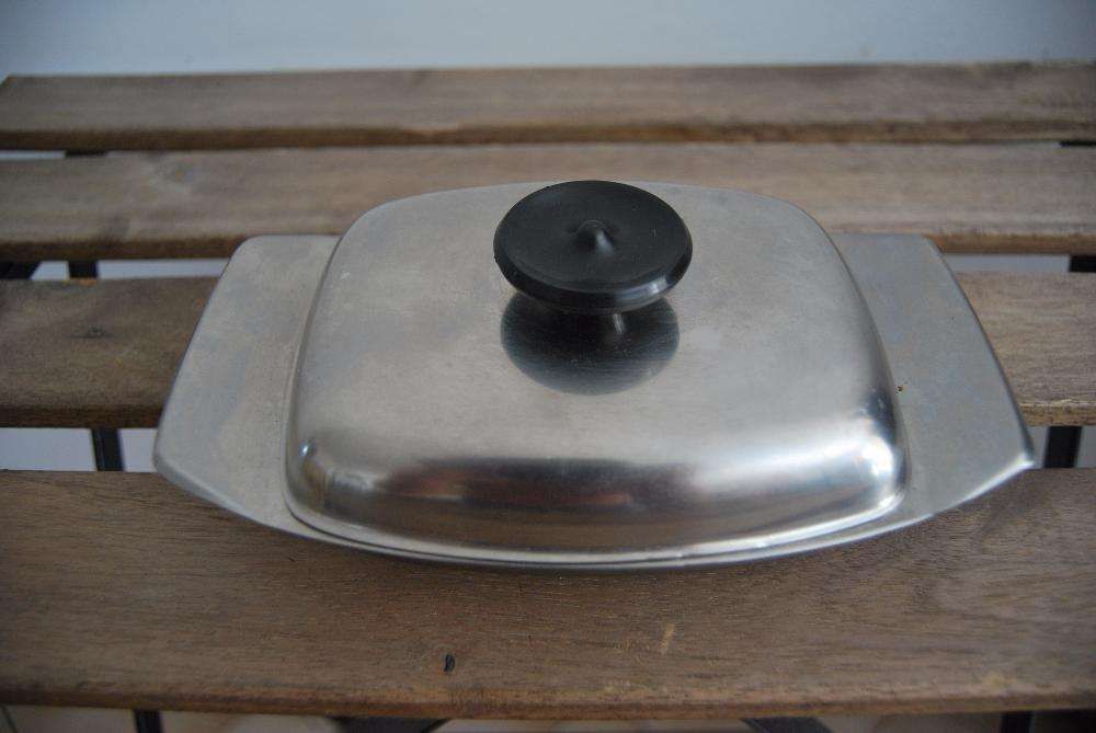 Manteigueira metálica - Anos 50 (herança com mais de 60 anos)