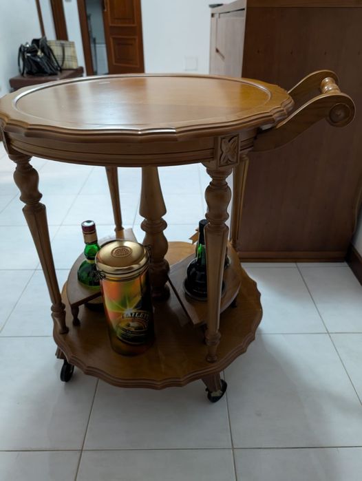 Carrinho bebidas madeira otimo estado