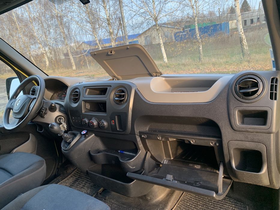 Продам Renault Master