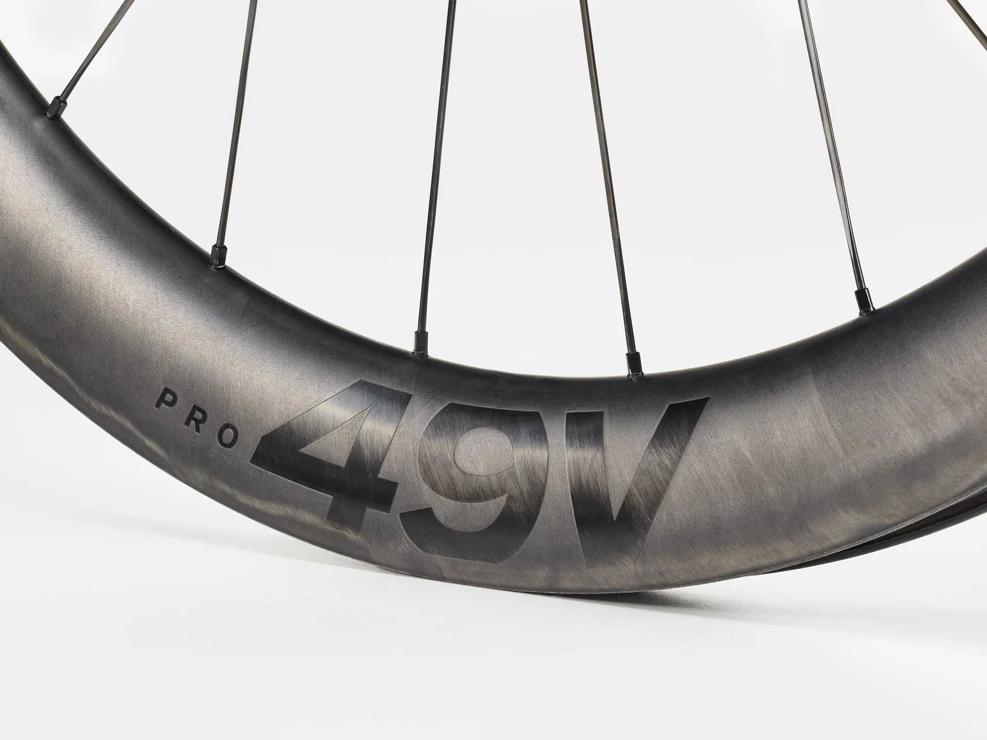 Roda de Estrada Bontrager Aeolus Pro 49V Disc TLR