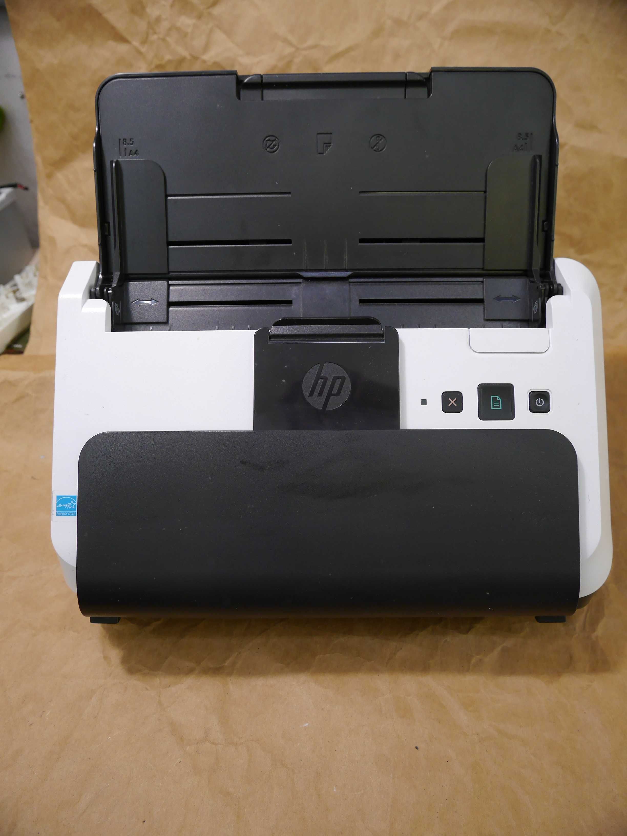 Протяжный документ-сканер HP Scanjet Pro 3000 s2 с полистовой подачей