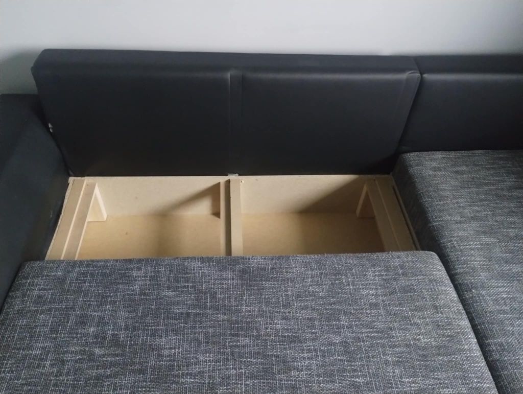 Kanapa w dobrym stanie