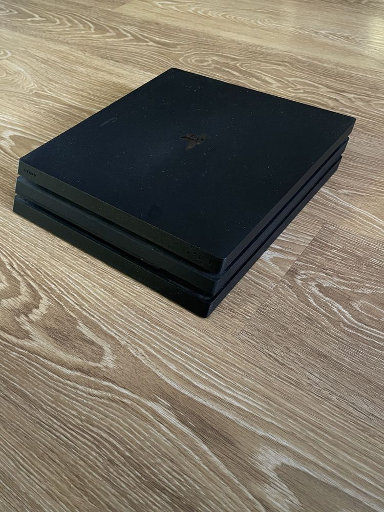 PlayStation 4 pro 1TB